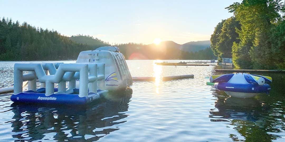 Twinlow Camp Aquaglide Aquapark Floating inflatables